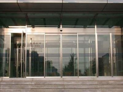 維修深圳自動門門禁鎖-安裝石巖自動門指紋鎖廠家